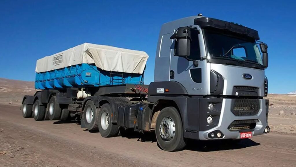 Ford Cargo C2042 Tractor & C2842 Tractor