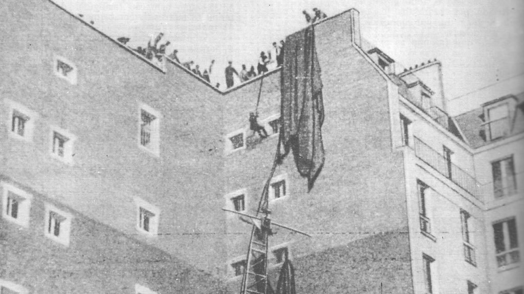 Santos Dumont caiu com seu dirigível Nº 5 e ficou pendurado no Hotel Trocadero. Apesar do susto, ele saiu ileso.