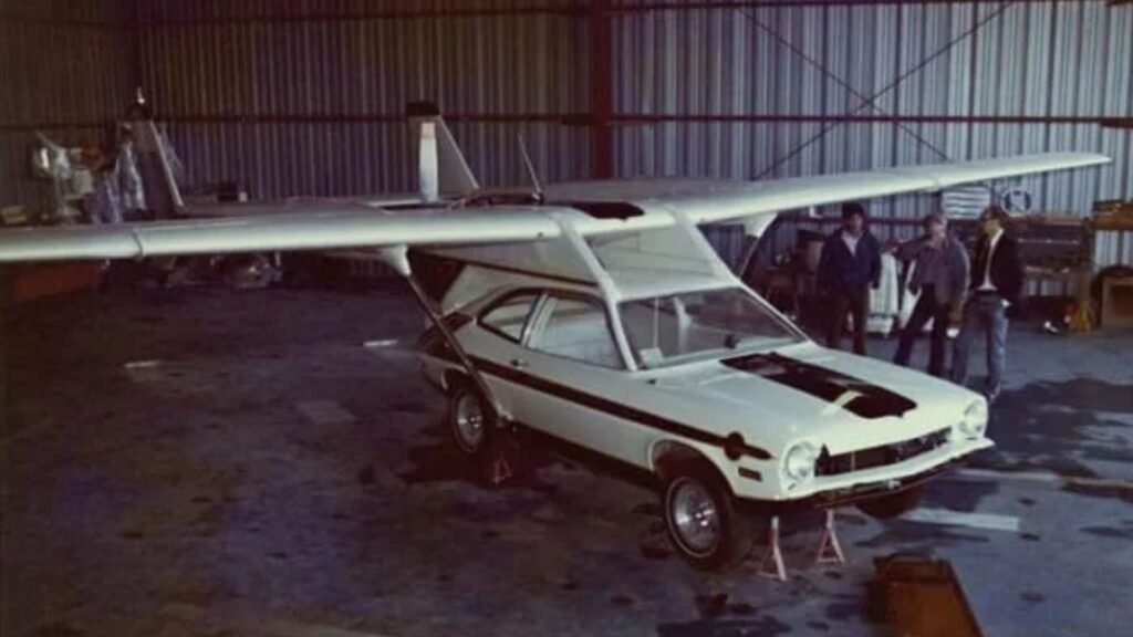 Após a aliança com a Galpin Ford, o carro escolhido para usar o AVE Mizar foi o compacto Ford Pinto, por ser um modelo leve o suficiente para o aparato.