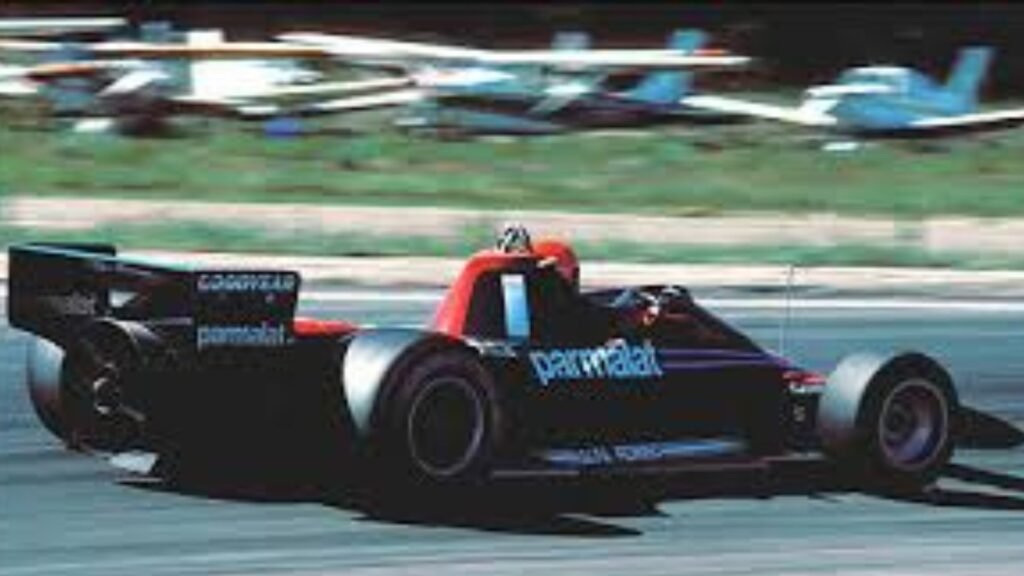 Niki Lauda venceu a corrida com uma larga vantagem em relação ao segundo colocado, mas a organização da Fórmula 1 acabou proibindo o uso da tecnologia!