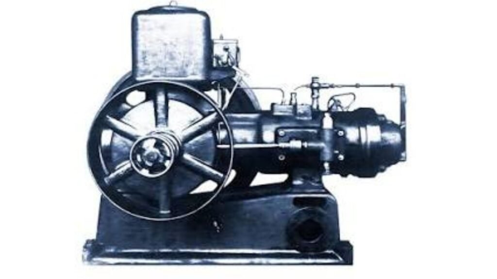 Os primeiros motores da Landini foram feitos nos anos 10 do século 20, sendo modelos de bulbo quente que podem rodar com uma grande variedade de combustíveis!