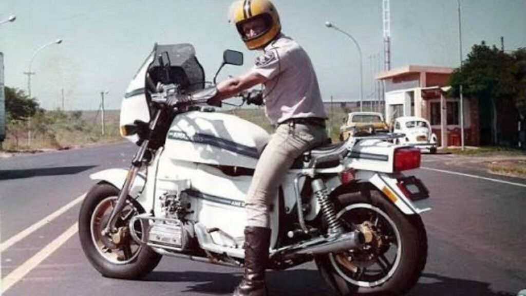 Boa parte dos clientes das motos Amazonas foram as polícias rodoviárias do país!