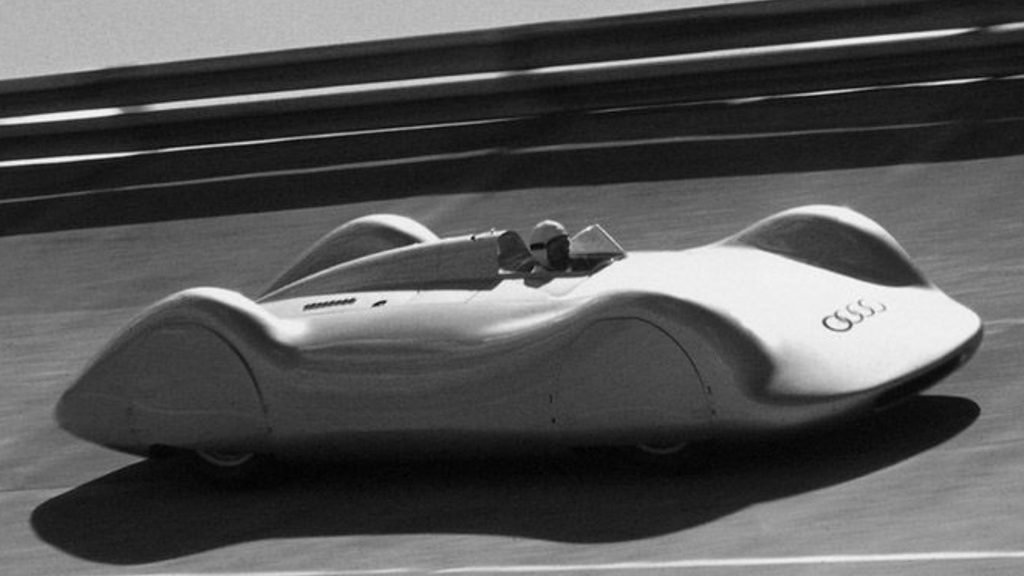 O modelo aerodinâmico Typ C Stromlinie foi criado para quebrar recordes de velocidade, cuja velocidade estimada era em torno de 400 km/h!