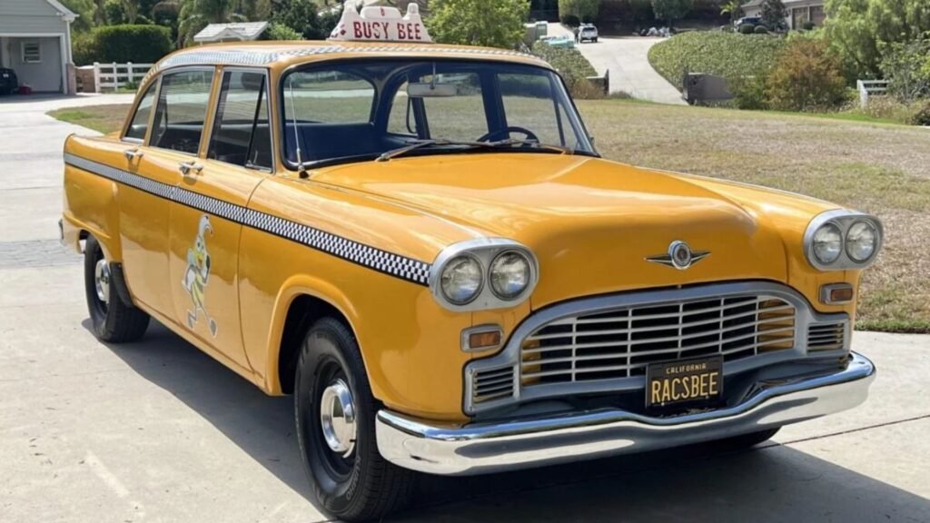 Entre os anos 60 a 80, a companhia Checker produziu automóveis que fizeram muito sucesso entre taxistas e apareceu em muitos filmes e seriados.