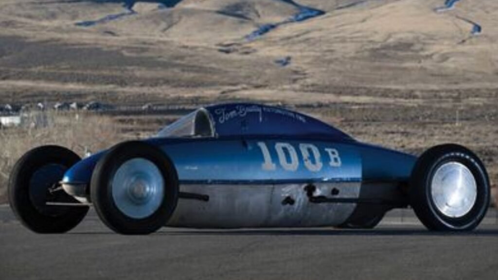 Tom Beatty projetou um modelo inspirado num belly tank que proporcionava uma excelente aerodinâmica e quebrou muitos recordes em Bonneville!